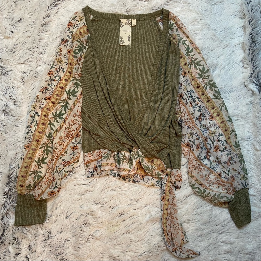 Blu Pepper Blouse
